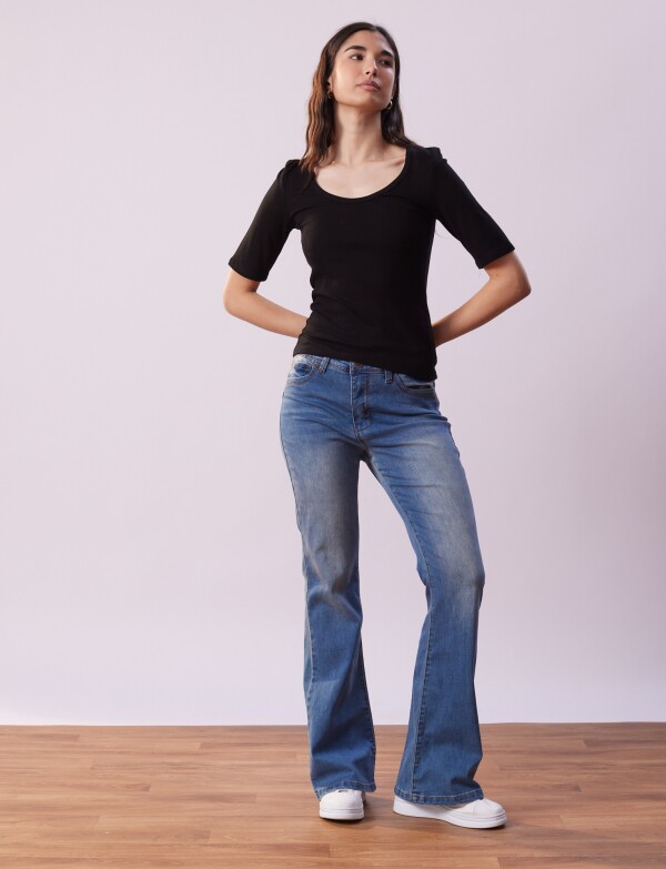 Remera Basica Ribs NEGRO