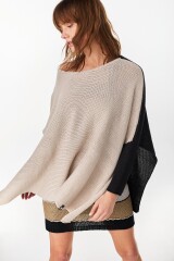 Poncho Misuna Negro/Beige