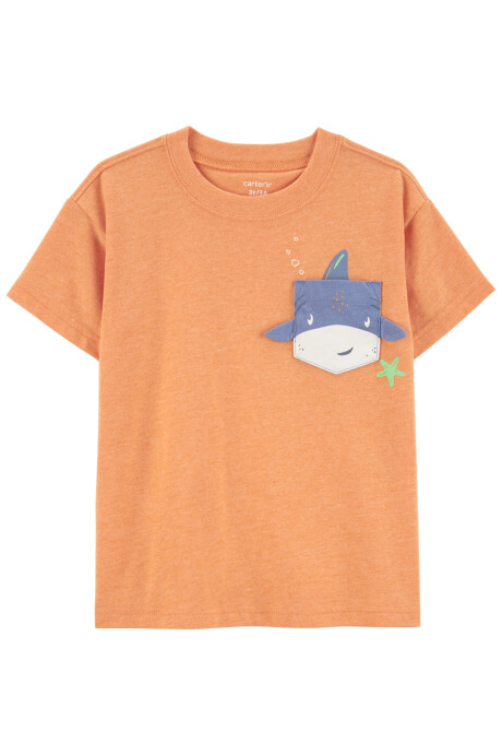 Remera de algodón, manga corta, estampa tiburón Remera de algodón, manga corta, estampa tiburón