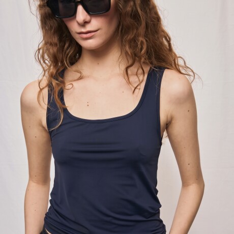 REMERA MISTIC Azul Marino