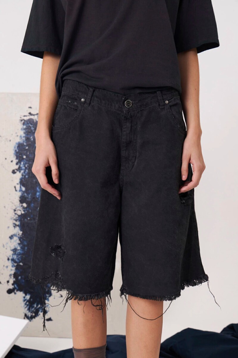 BERMUDA CUARZO NEGRA Negro