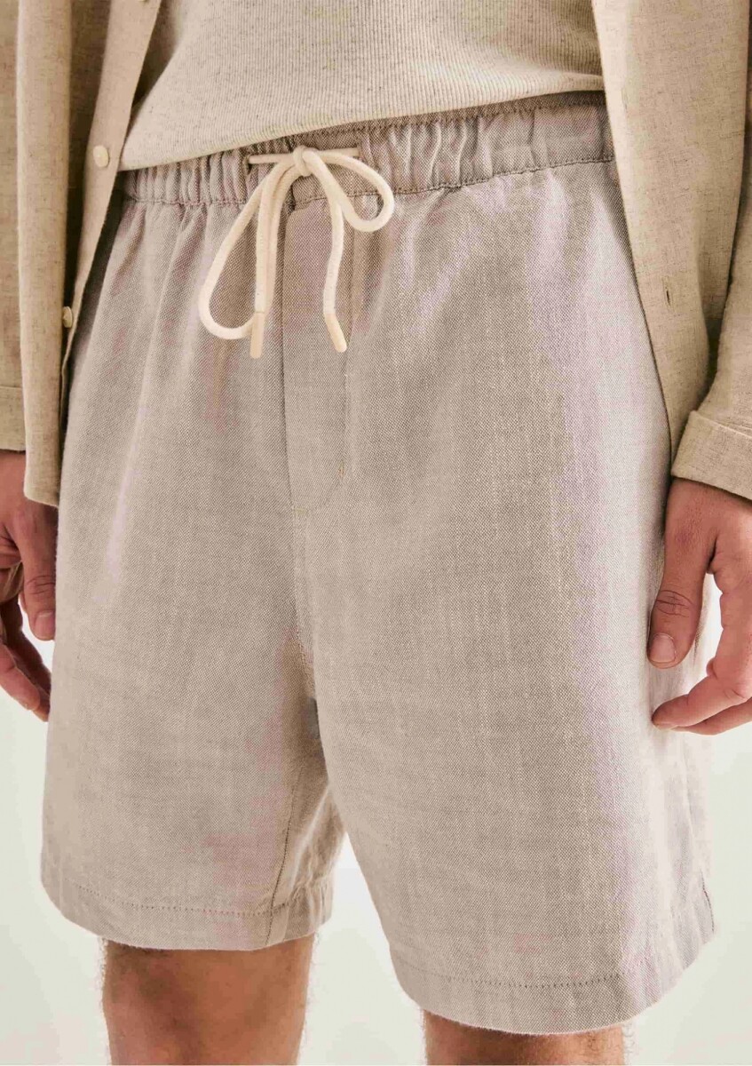 BERMUDA EN TELA TEXTURIZADA - BEIGE 