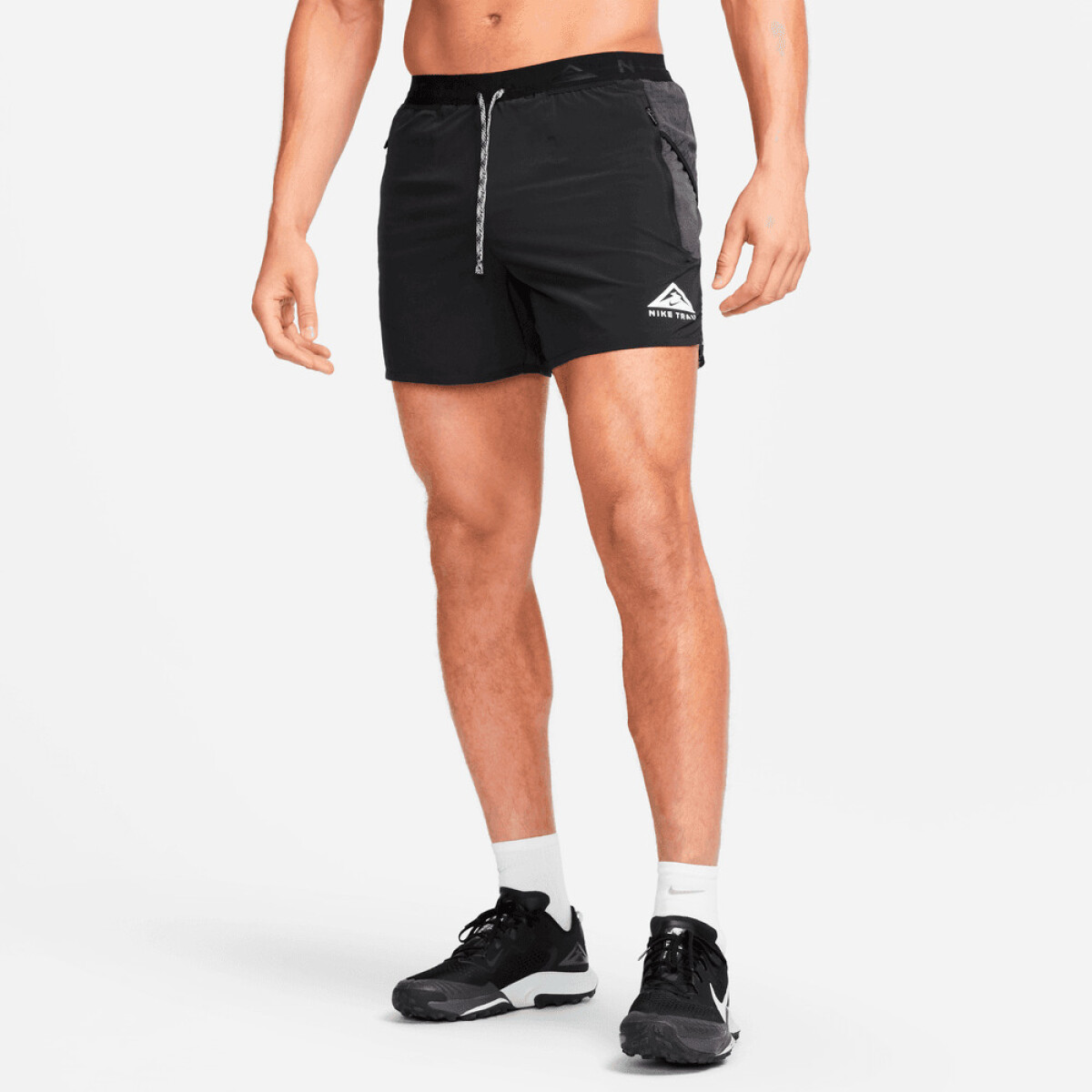 Short Nike Dri-Fit Trail 5" de Hombre - Negro 