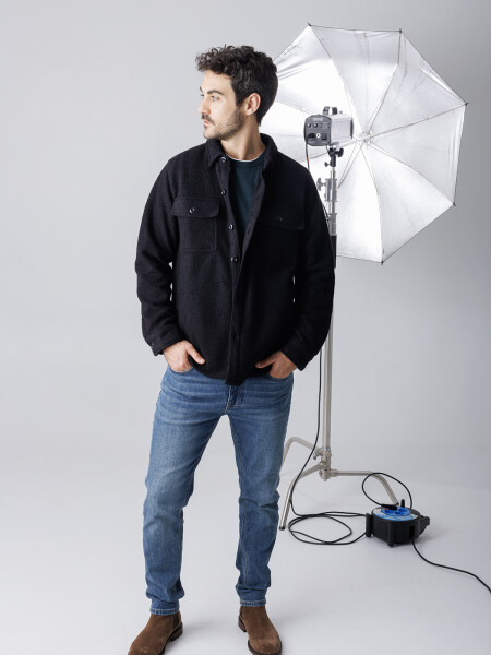 OUTWEAR AMBERES NEGRO