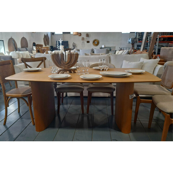 Mesa comedor Miel 1.80m Mesa comedor Miel 1.80m