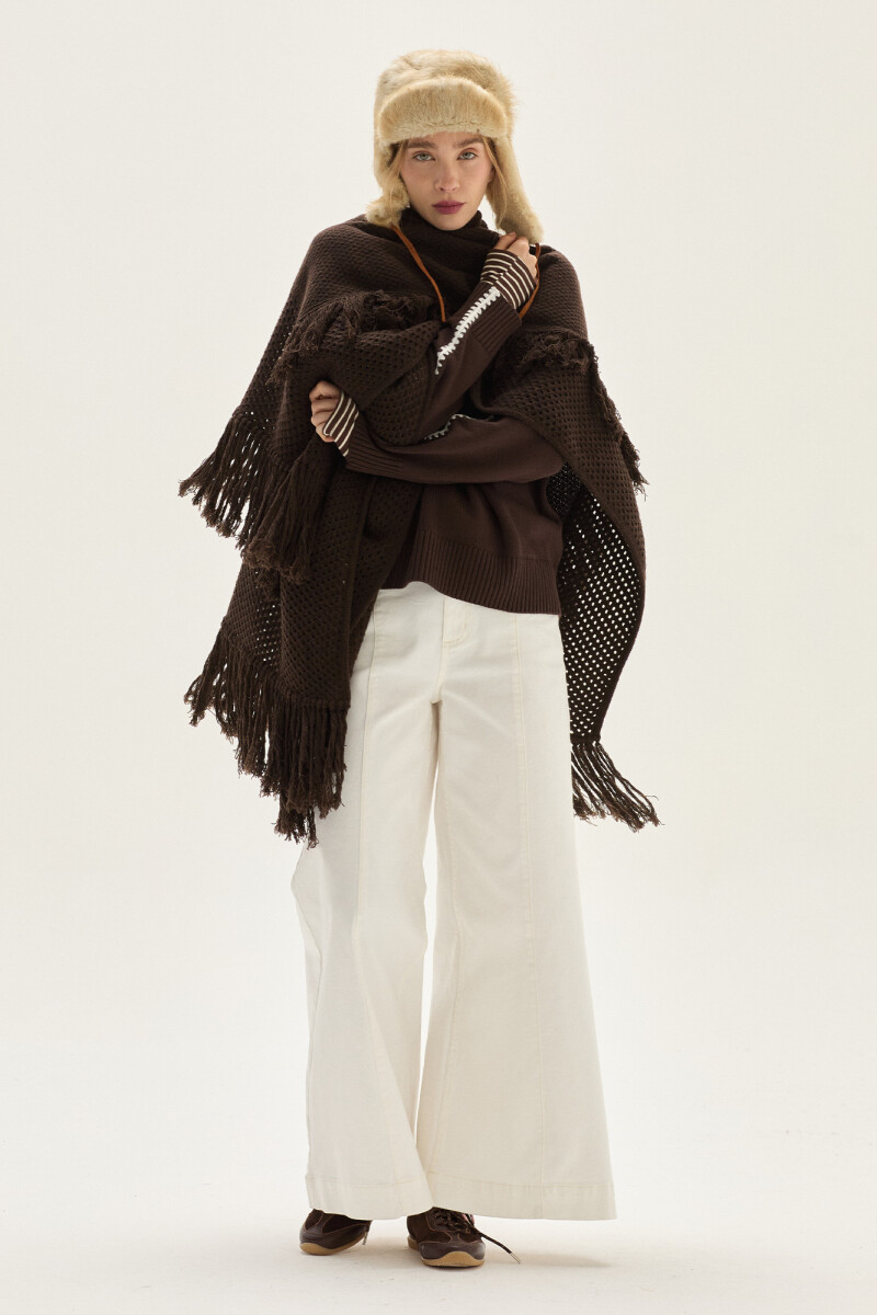 Sweater Finch Chocolate