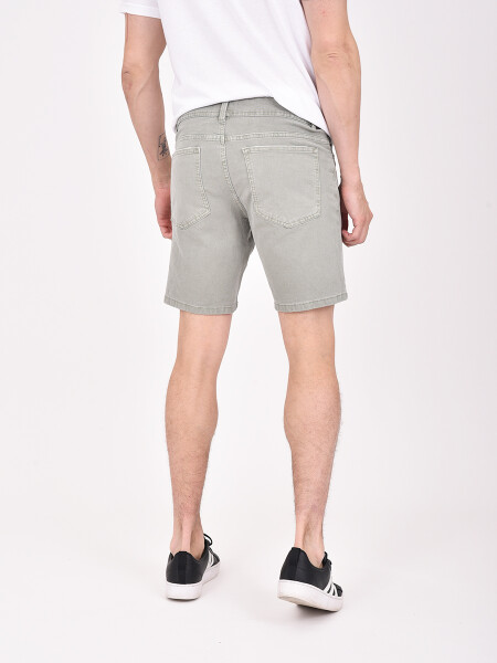 BERMUDA SEBASTIAN OLIVA