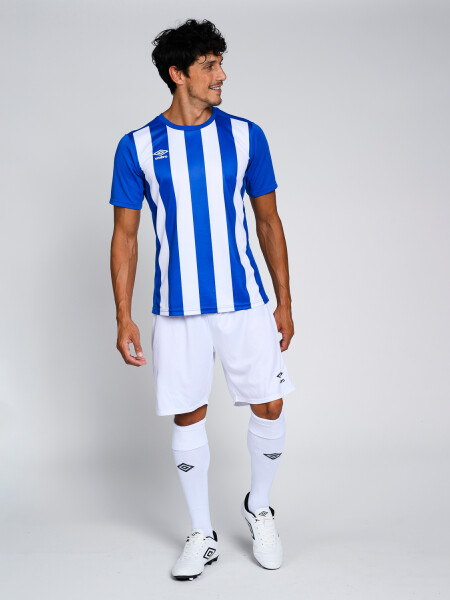 Equipo de futbol express Umbro Hombre F69