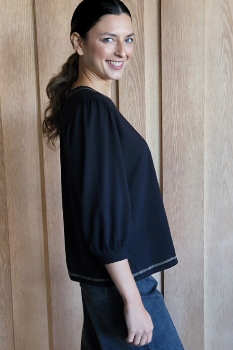 Remera Rose Cotton Negro 1