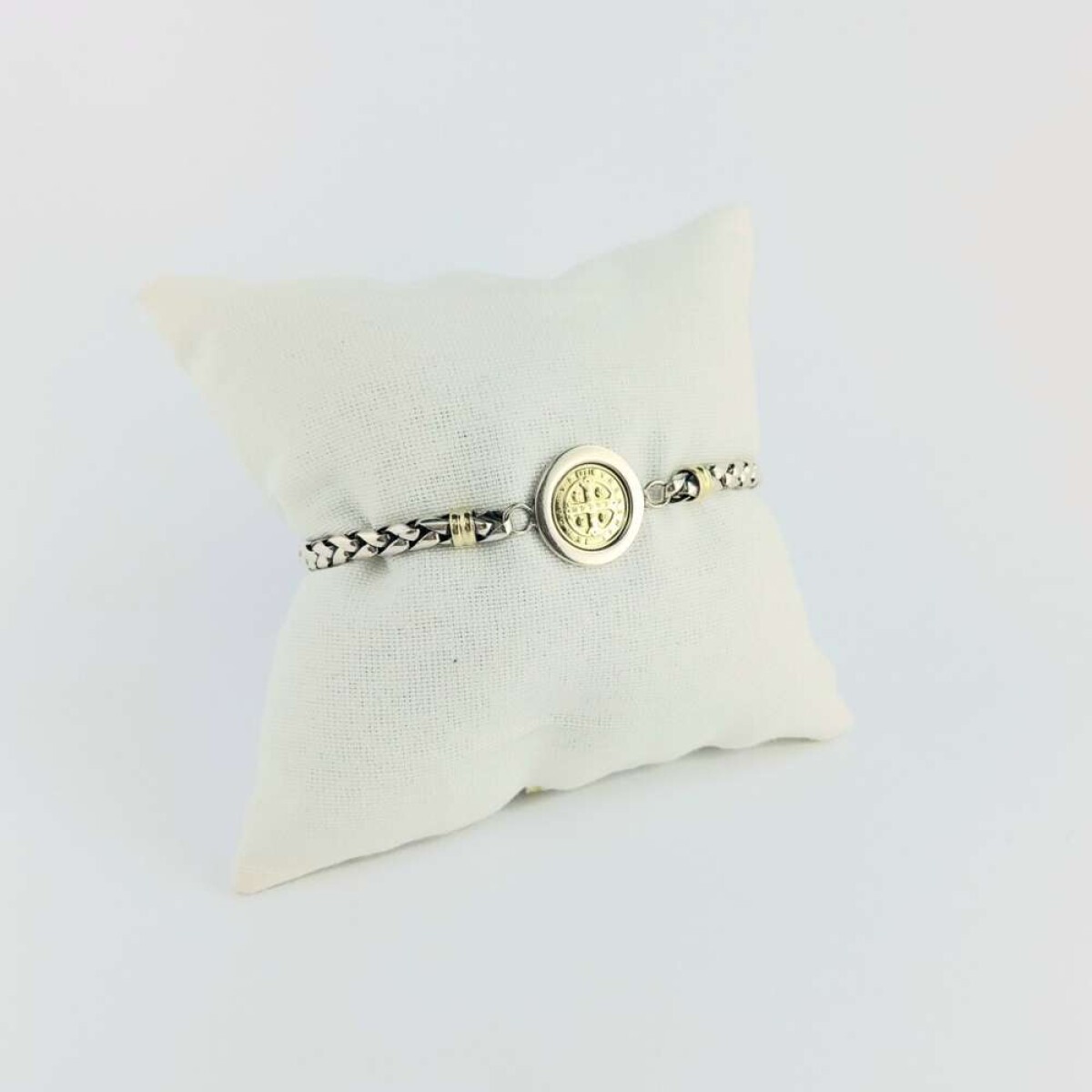 Pulsera religiosa de plata 925 y double en oro 18 ktes - San Benito 