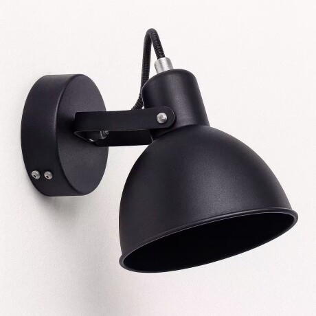 Spot Orientable Para Adosar En Techo / Pared 1 Luz Negro