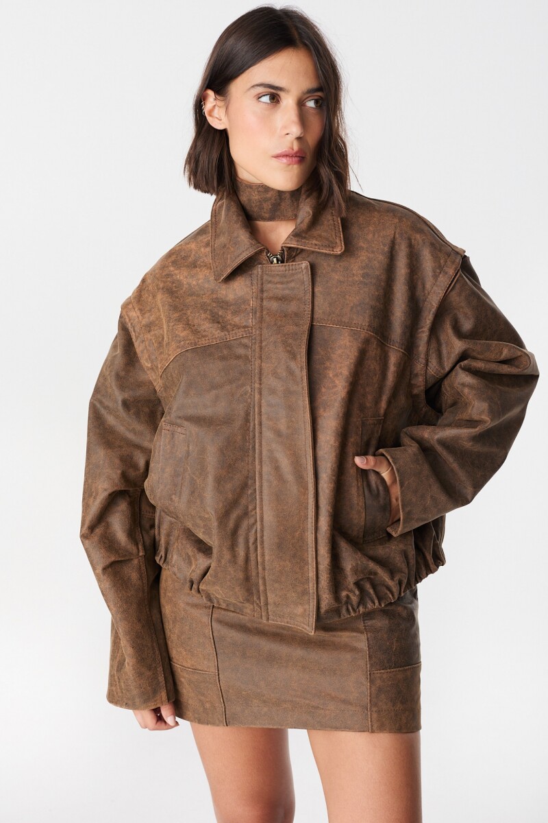 Campera Leather Boss Marrón