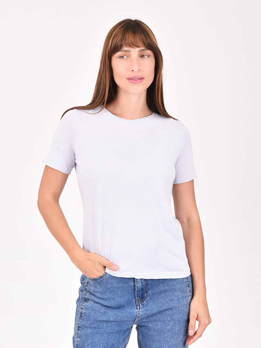 REMERA LIORA - CELESTE 