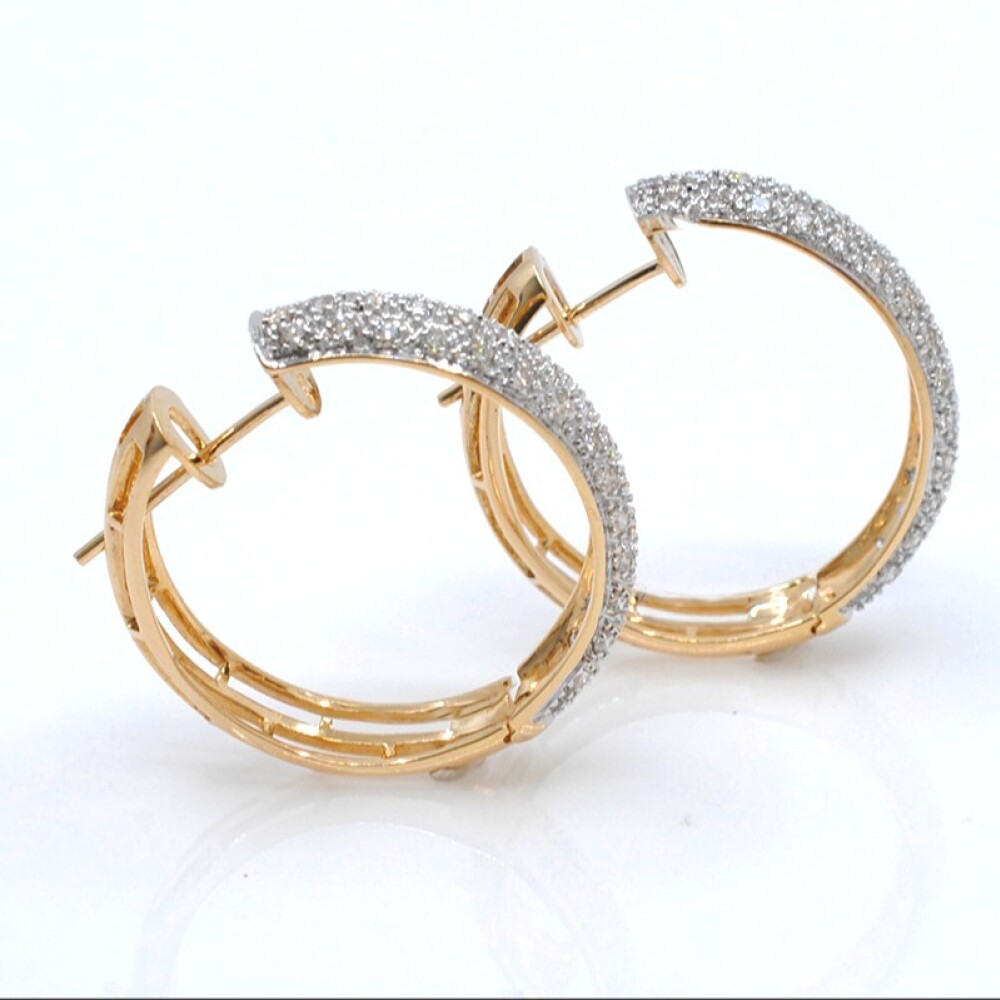 Aros oro 18k combinados con brillantes. Diámetro 25 mm Aros oro 18k combinados con brillantes. Diámetro 25 mm