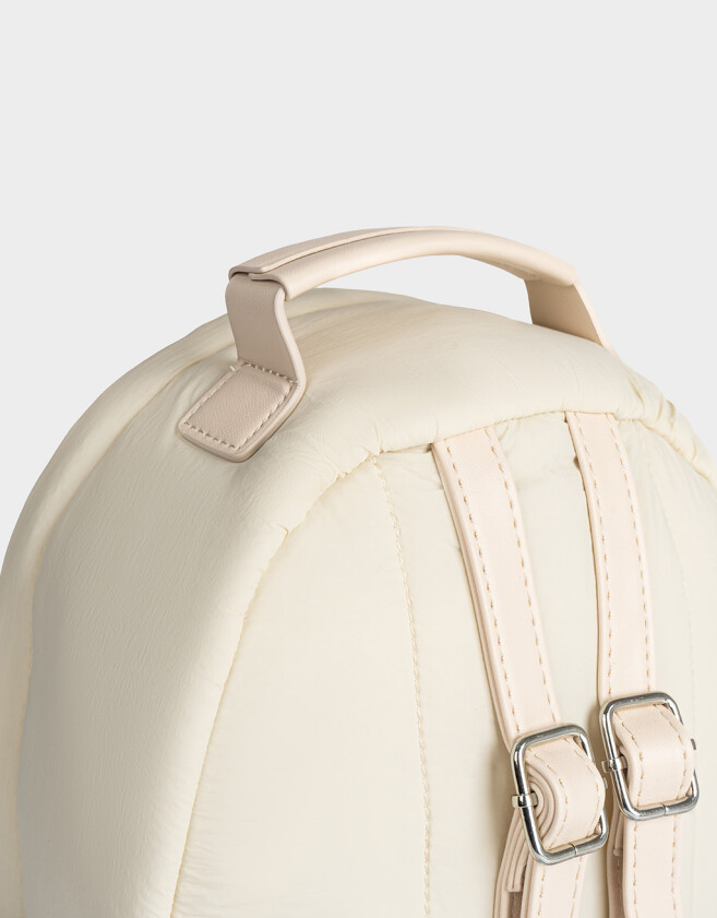 Mochilas Urbanas Mochila Deportiva Puffy Crudo - Blanco Crudo