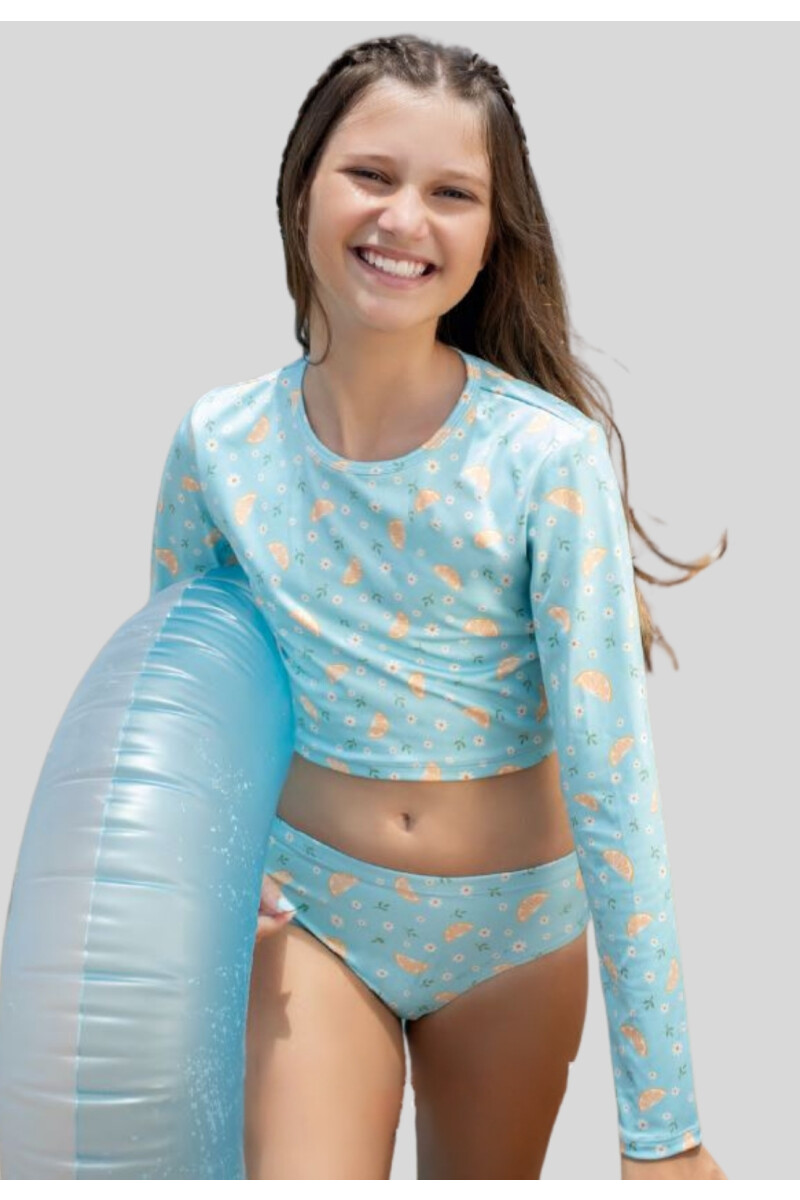 REMERA FILTRO UV50+ CELESTE ESTAMPADO