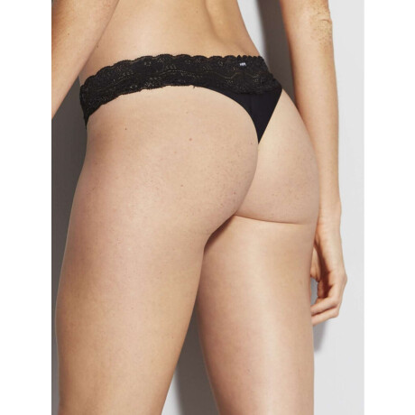 Colaless touch lace Negro