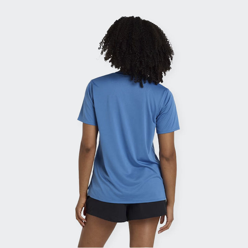 Remera New Balance Sport Essentials Azul