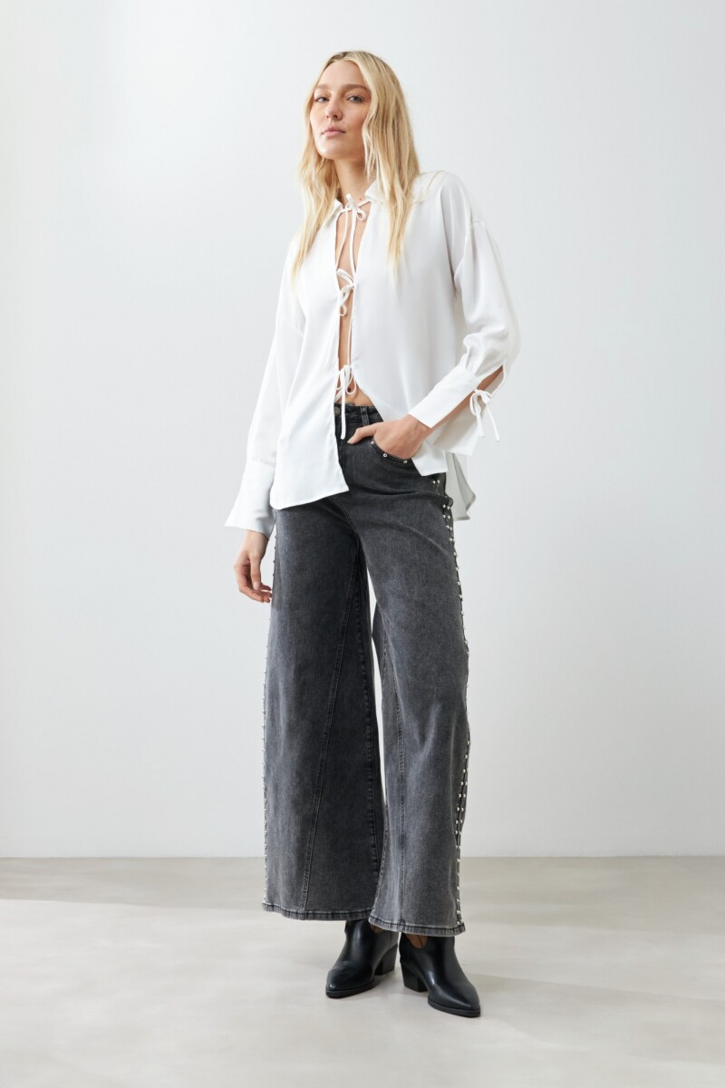 Camisa satin con lazos crudo