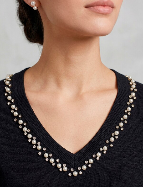 Buzo Esc V Perlas & Strass NEGRO