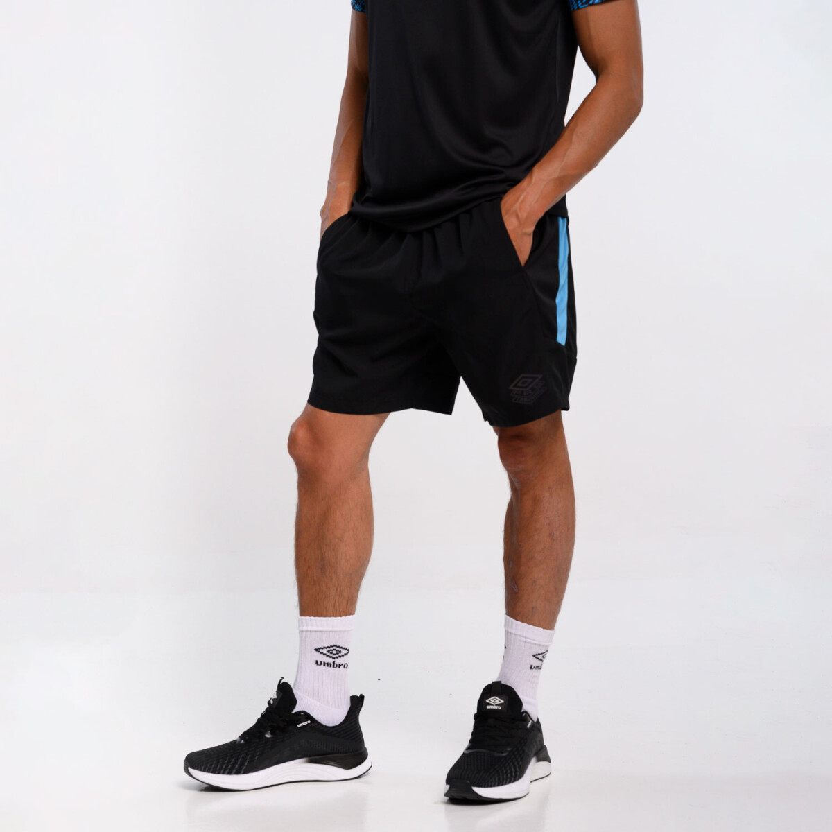 Short Pro Training Woven Umbro Hombre - 026 