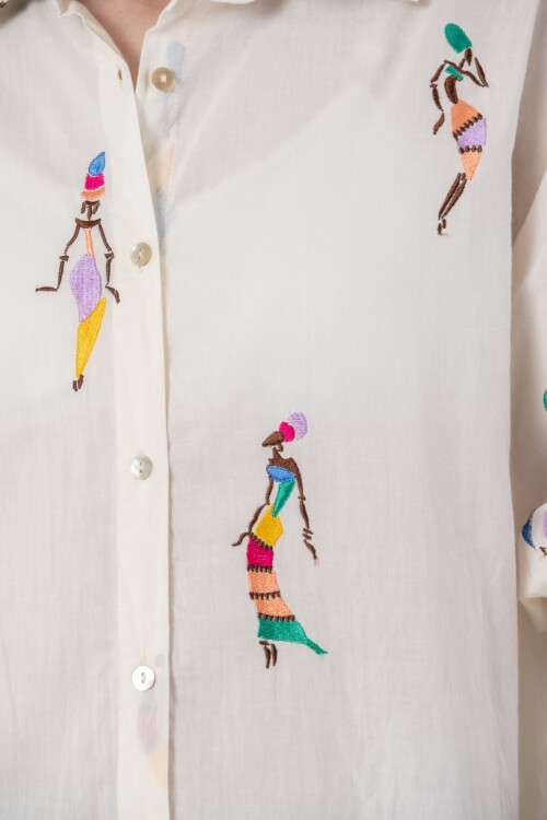 Camisa bordada Camisa bordada