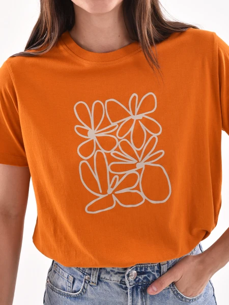 REMERA TULIPAN ESTAMPADO 3