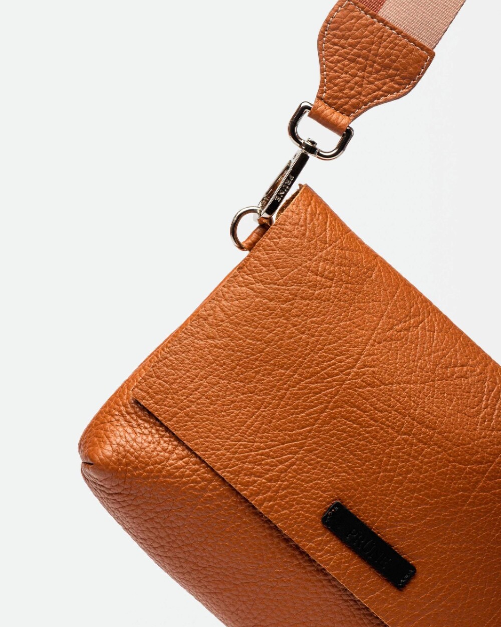 Bandolera Olivia En Cuero Graneado Marron