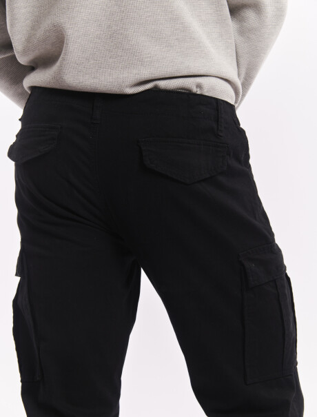 Pantalon cargo slim negro