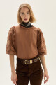 Blusa Narciso Camel
