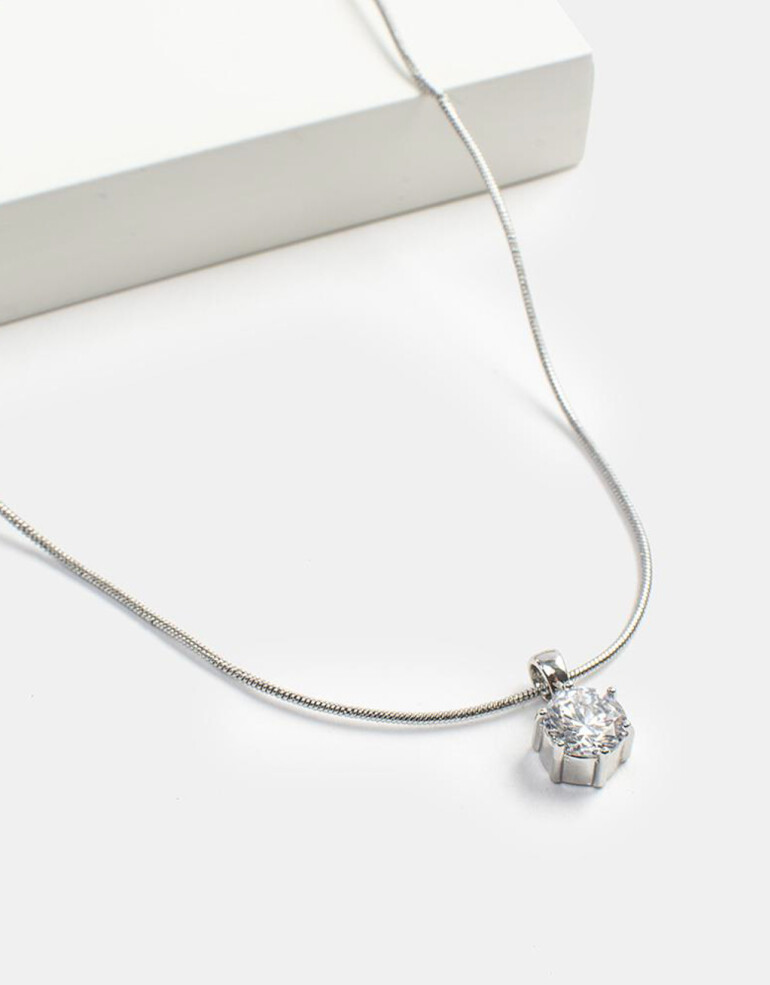 Cadena Corta con Dije Strass Cadena Corta Dije Strass - Plateado Rodio