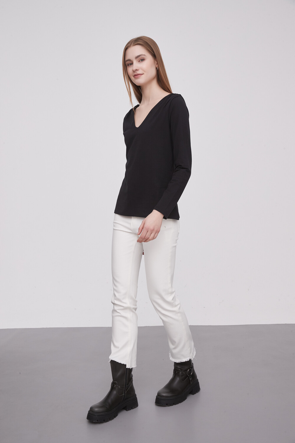 Remera Terana Negro
