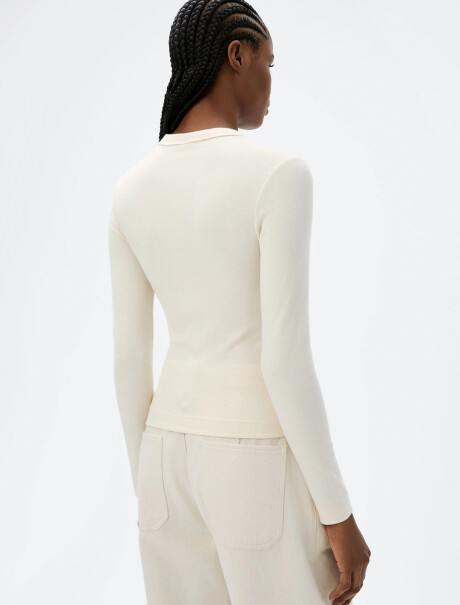 CAMISETA BÁSICA EN TELA ACANALADA BEIGE