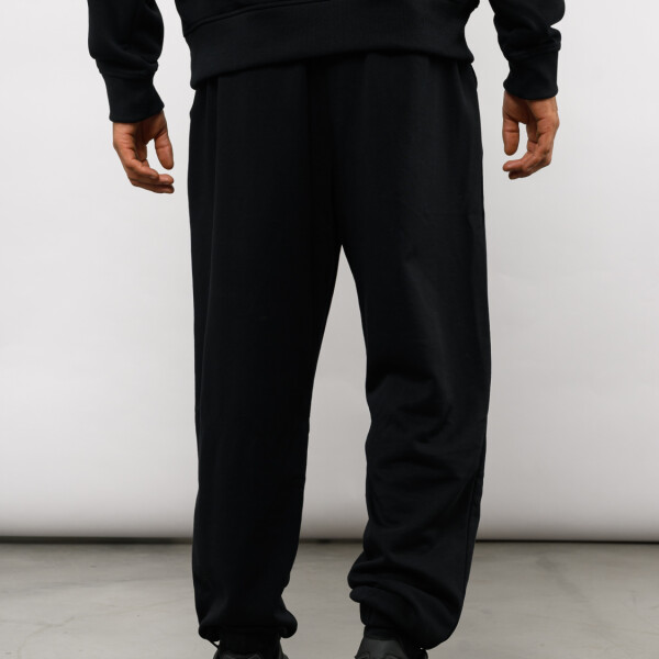 PANTALÓN JOGGER ICONIC Umbro Hombre 002