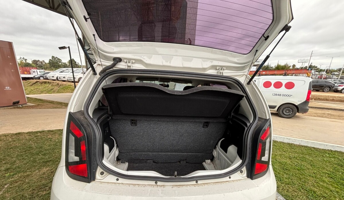 Volkswagen Up Move TSI - 2020 Volkswagen Up Move TSI - 2020