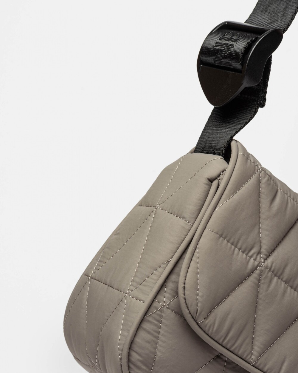 Bandolera Thunder En Nylon Gris