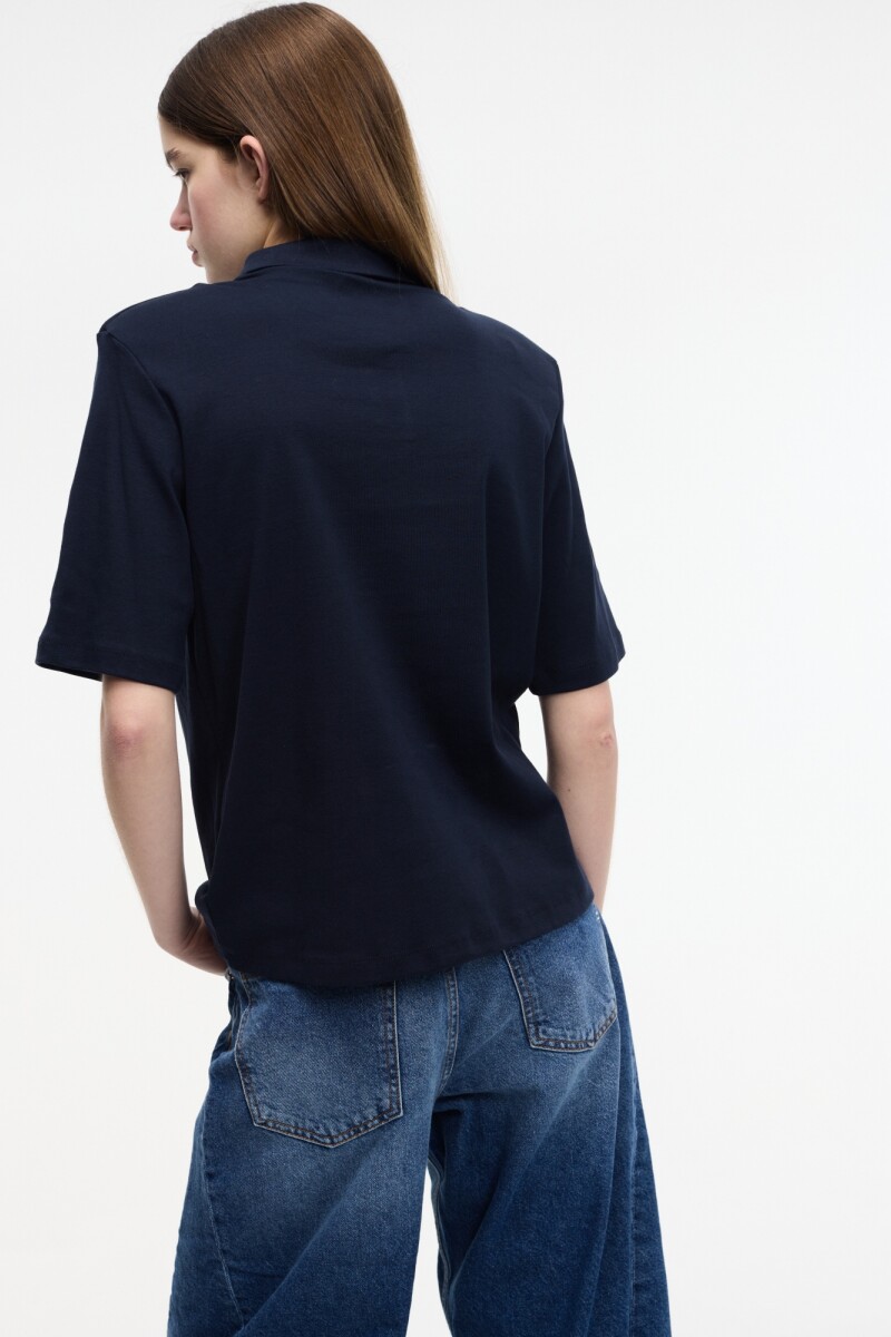 POLO CON PINS Azul