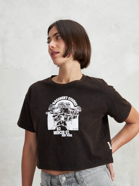 REMERA CARDAMOMO NEGRO