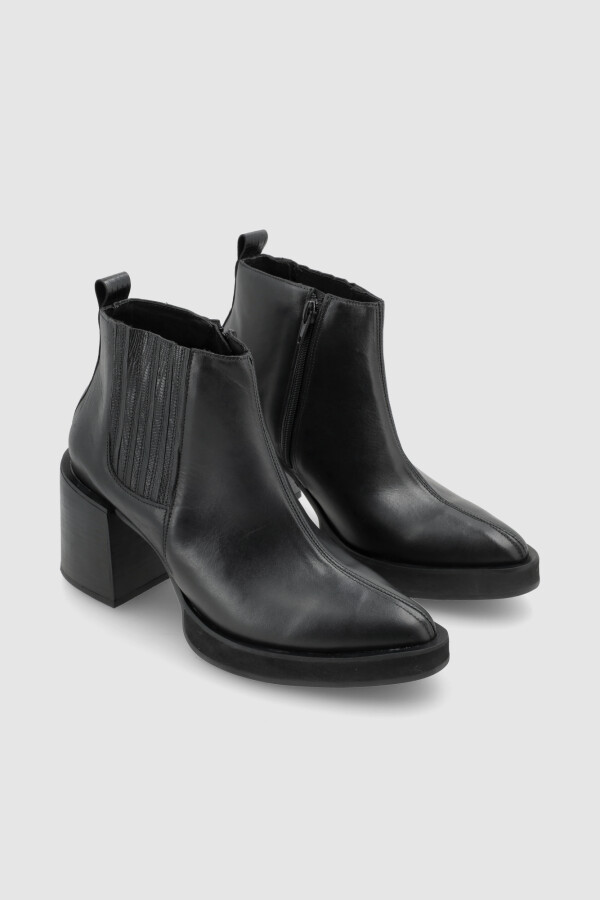 Bota caña baja Leticia Negro
