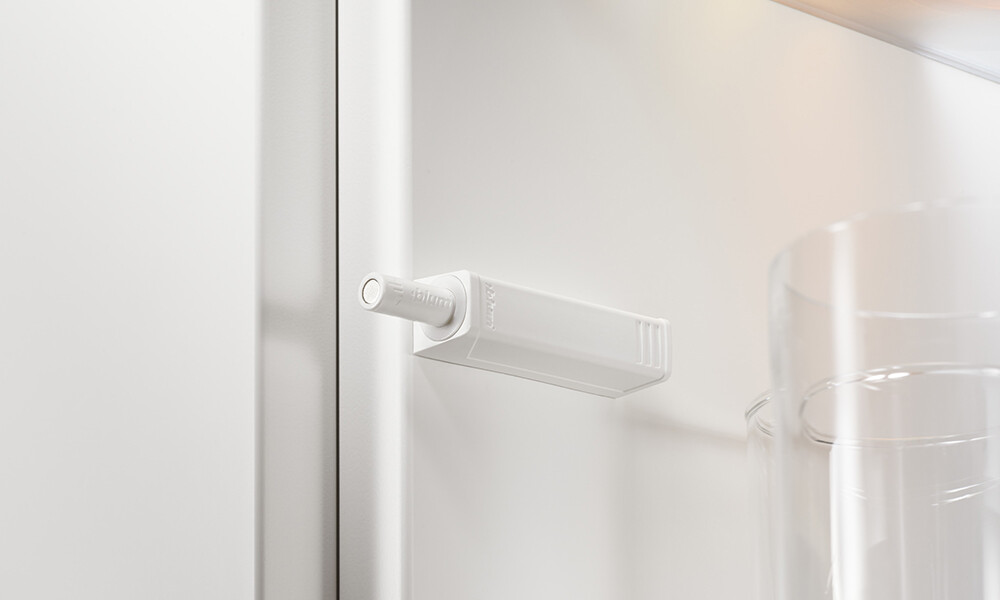 Blum tip on placa de aplicar larga 956A1201 Blum Tip On Placa De Aplicar Larga 956a1201