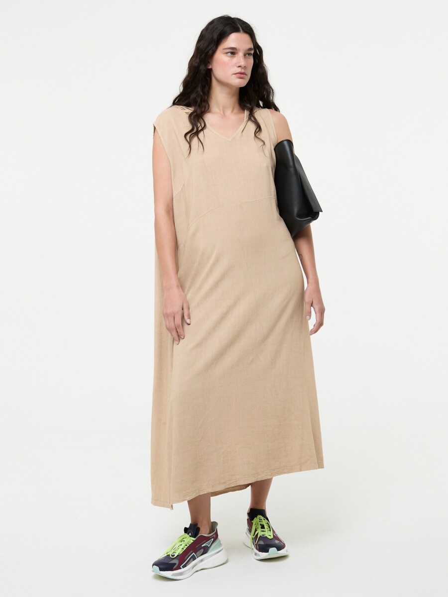 VESTIDO LARGO CON CAPUCHA 
