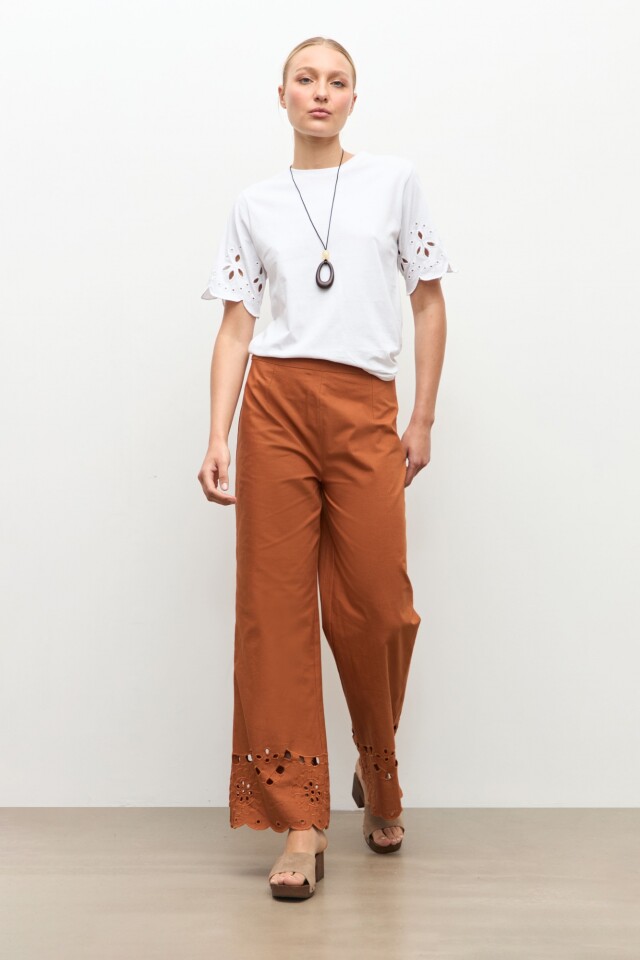 Remera calado en mangas blanco