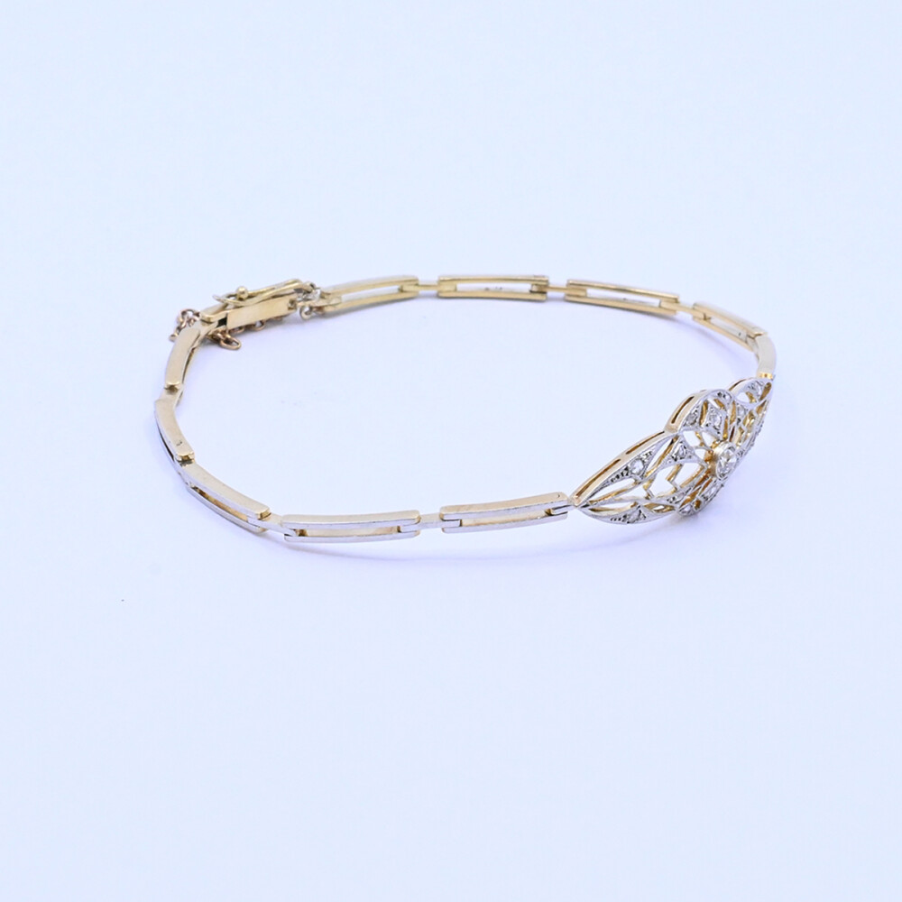 Pulsera oro 18k antigua con brillante y diamantes. Pulsera oro 18k antigua con brillante y diamantes.