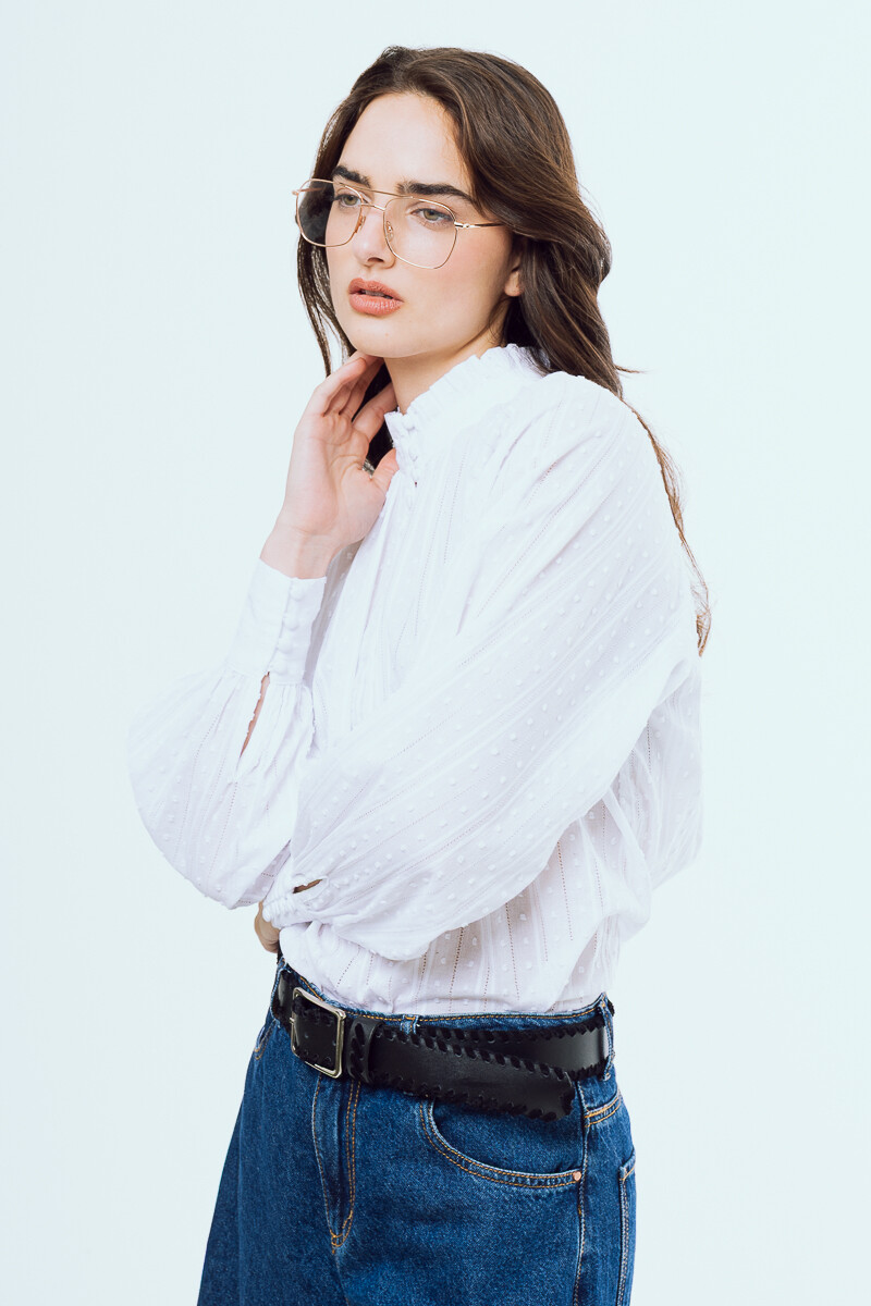 Ladis White