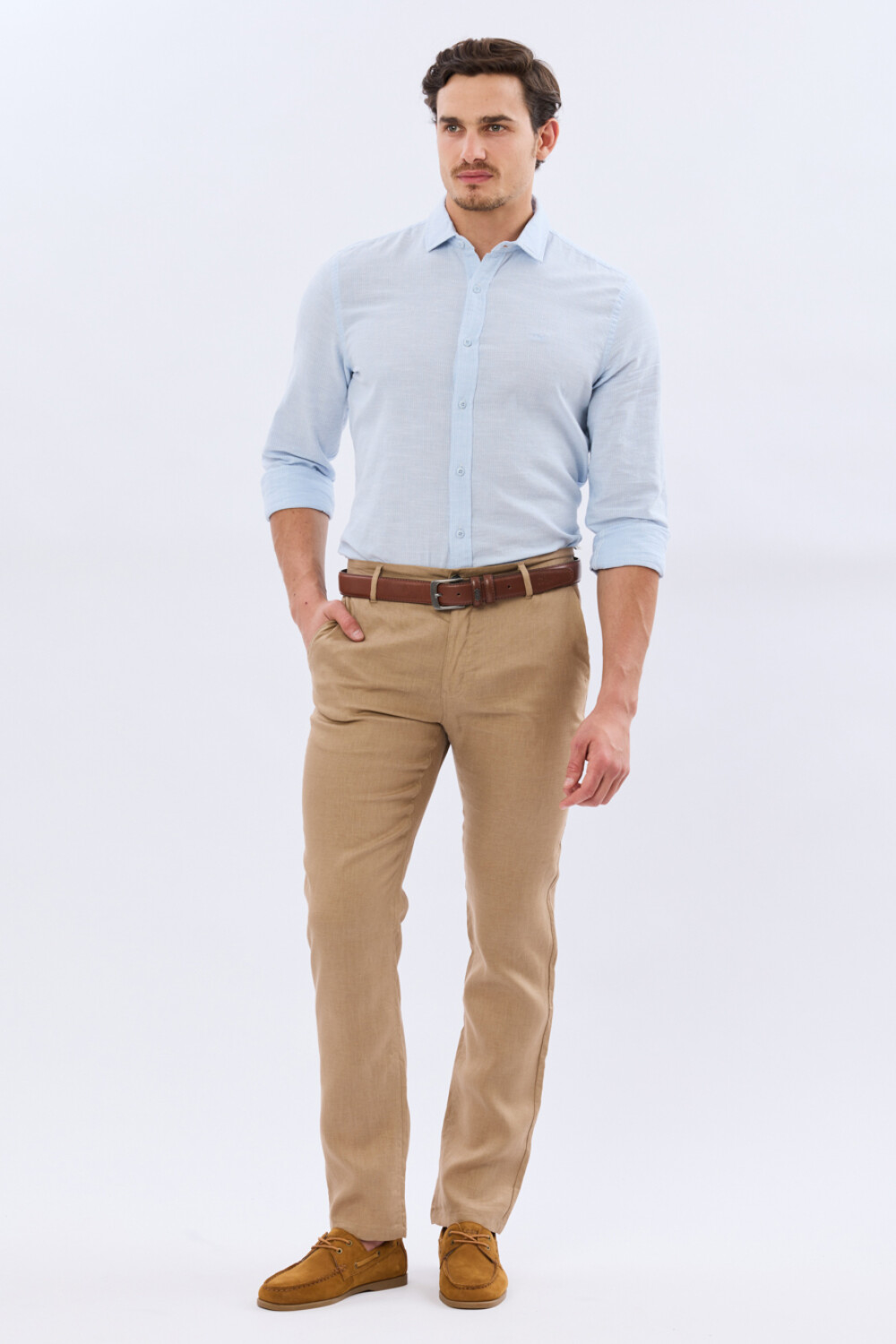 PANTALON DE LINO CLÁSICO Tostado
