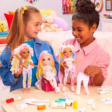 Muñeca Rainbow High Color & Create Surtido + Acc Muñeca Rainbow High Color & Create Surtido + Acc