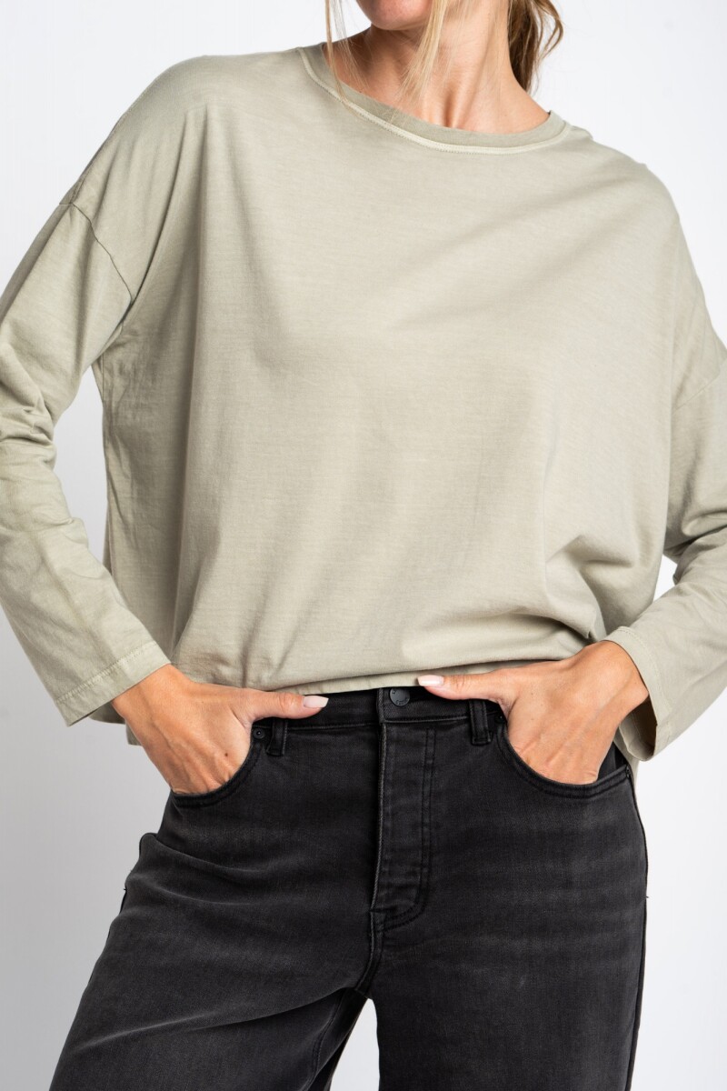 Remera Manga Larga Lavada Safari