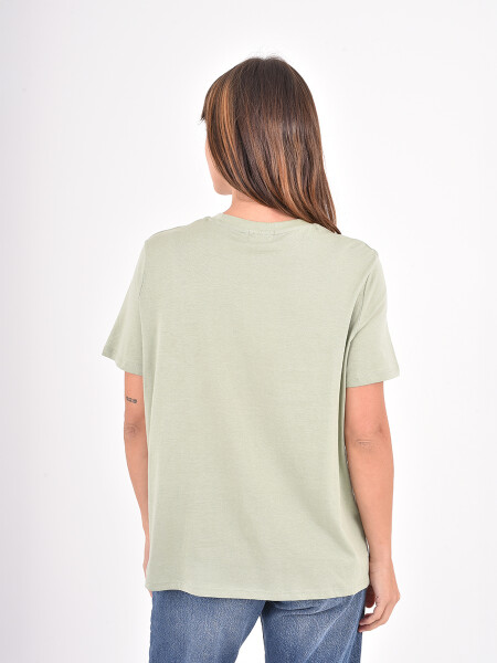 REMERA FABIANA VERDE