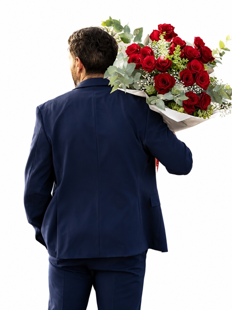 RAMO DE 18 ROSAS ROJAS RAMO DE 18 ROSAS ROJAS