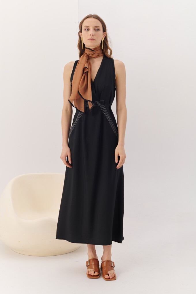 VESTIDO JACKY NEGRO